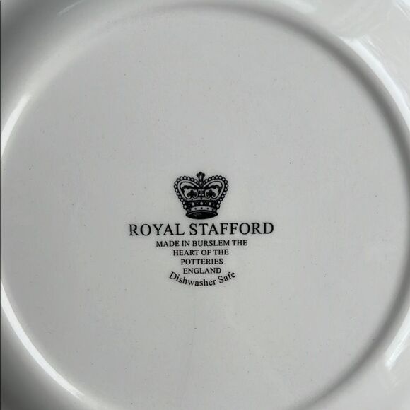 Royal Stafford Willow salad plates set of 2 - Picture 5 of 7